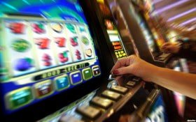 MMK ငွေပေးချေမှုနည်းလမ်းများဖြင့် Slots ငွေသွင်းခြင်း